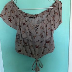 American Eagle off the shoulder top